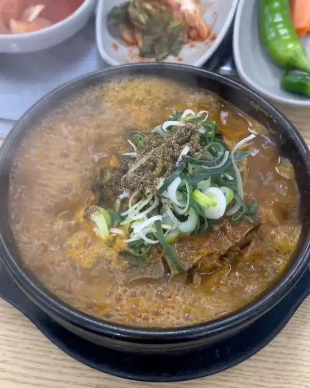 파총각해장국 항공샷