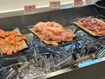 상봉에서 맛보는 미친 가성비, 쿠우쿠우 골드에서 펼쳐지는 초밥 맛집 랩소디