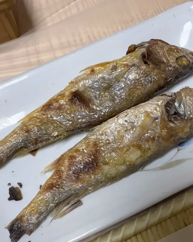 윤기가 자르르 흐르는 굴비 구이