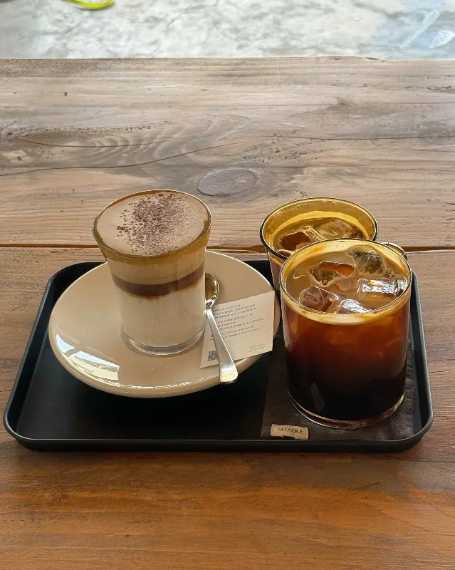 스테이블 라떼와 아이스 아메리카노