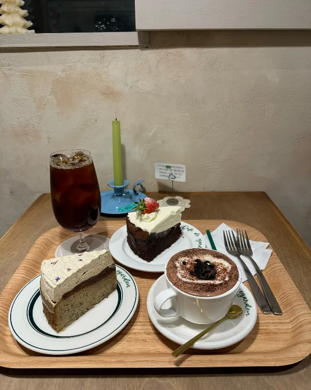 카페 이정원의 디저트와 음료