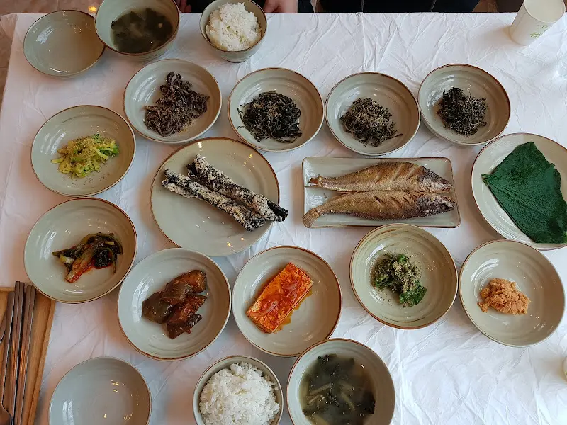 산채정식 한상차림