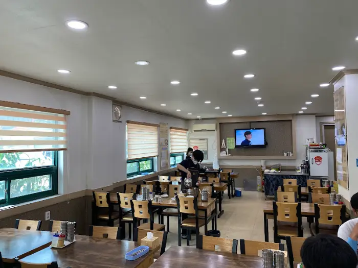 천지면옥 내부 모습