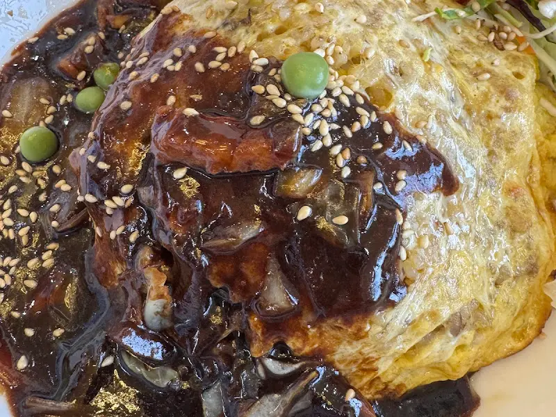 윤기가 흐르는 짜장면