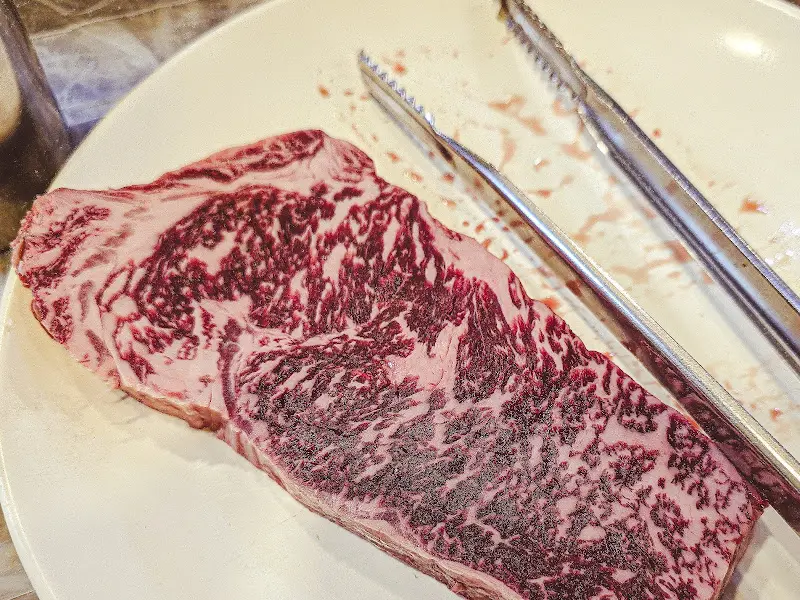 마블링이 선명한 한우