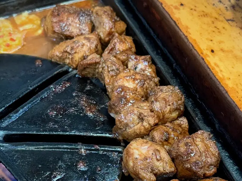 불판 위의 돼지갈비