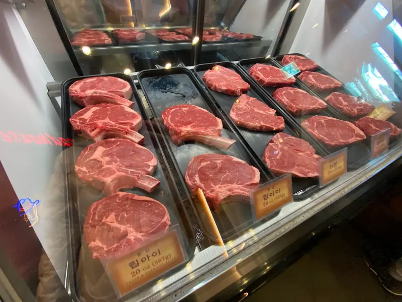 다양한 종류의 스테이크