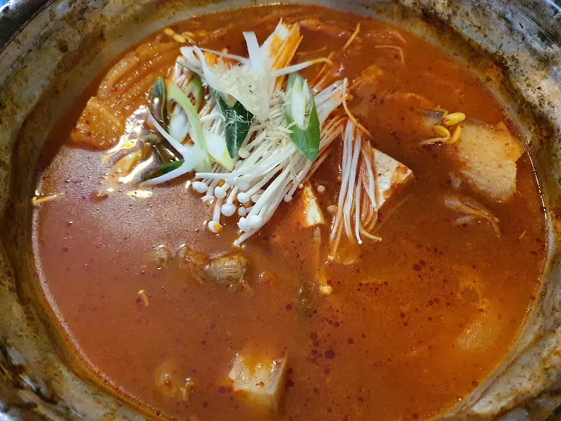 김치찌개와 밥