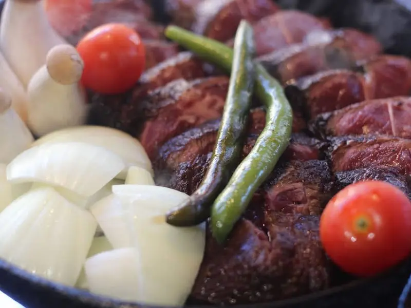 구워진 스테이크