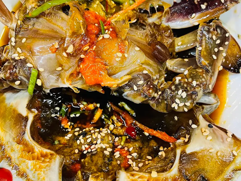 윤기가 흐르는 간장게장