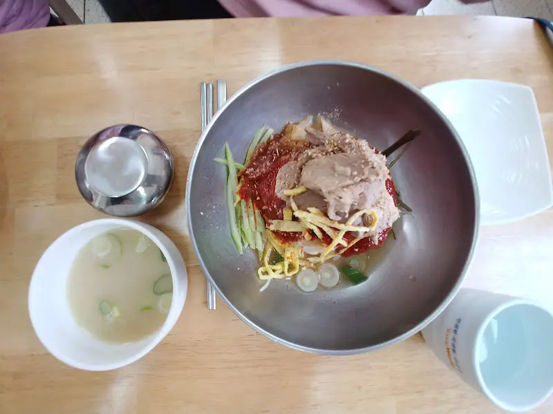 동강일품국수 비빔막국수