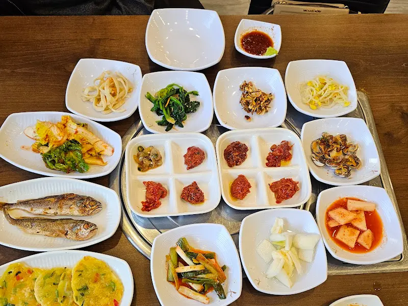 젓갈 정식 반찬 한 상 차림