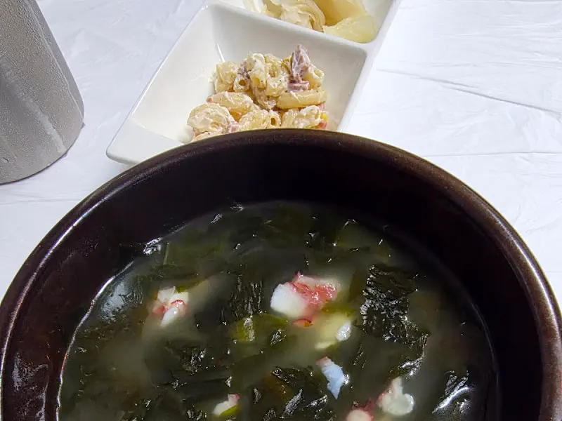 시원한 문어 미역국
