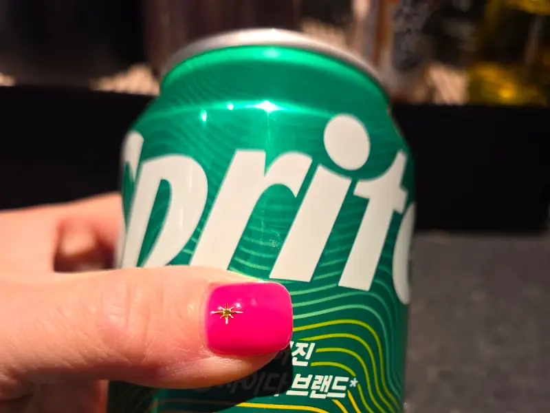 청량한 스프라이트 병