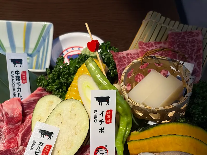 와규와 환상적인 궁합을 자랑하는 바지락 순두부찌개