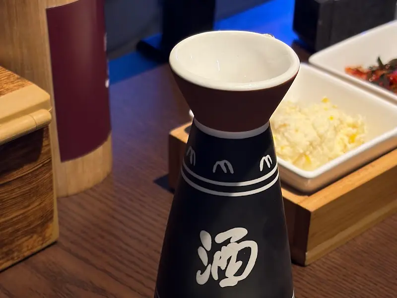 와규와 완벽한 조화를 이루는 사케