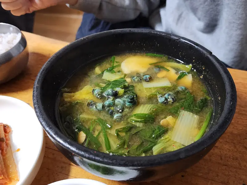 올뱅이국밥 한상차림
