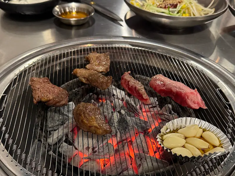 고탐갈비 내부 모습