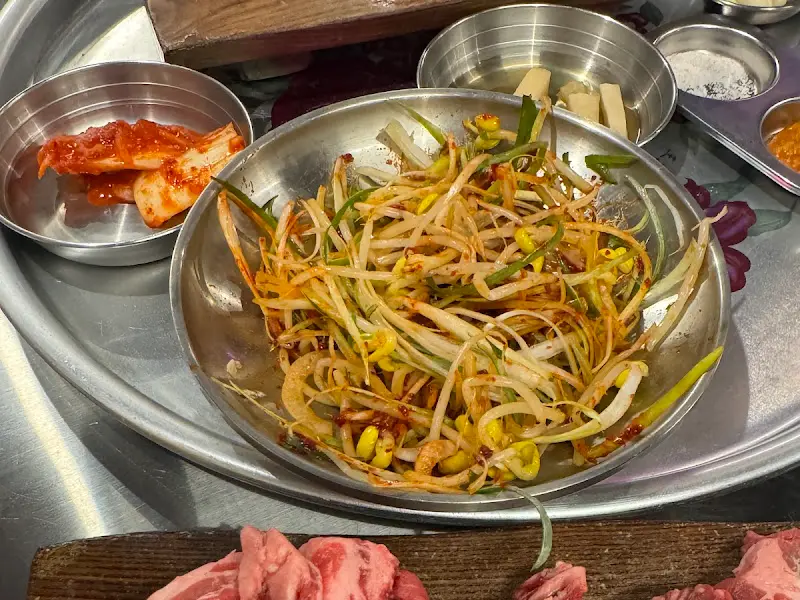 고기와 함께 먹으면 좋은 콩나물 무침