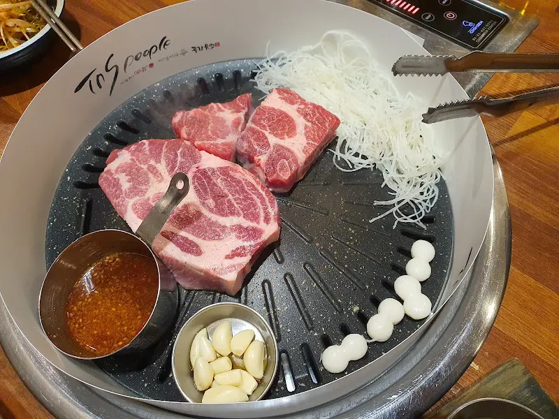 다담시리 불판 위의 목살