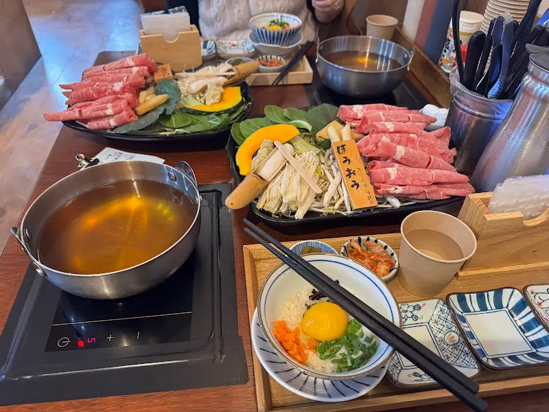 샤브샤브 전체 상차림