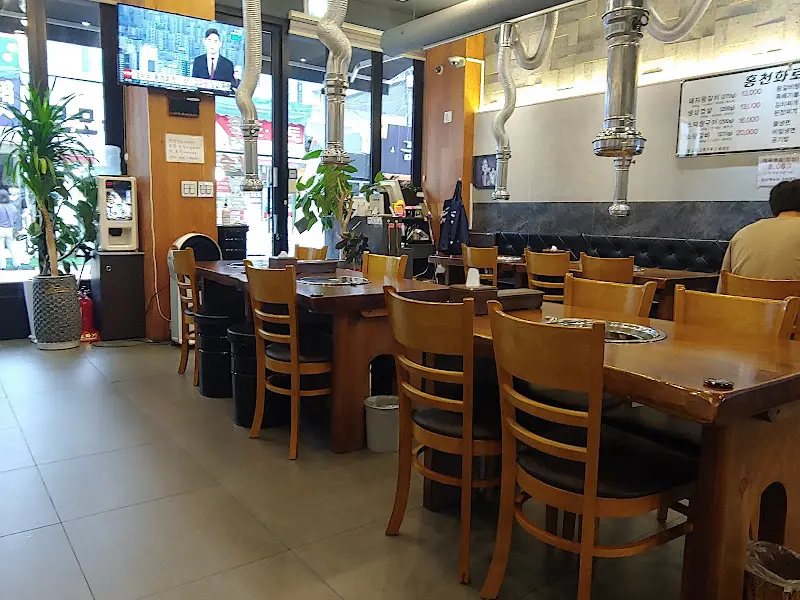 넓고 쾌적한 내부