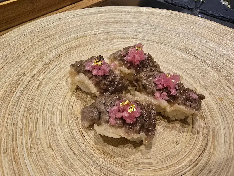 환상적인 차돌박이 초밥