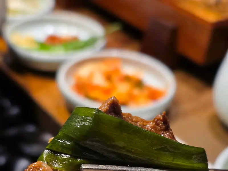 흑염소 뼈대갈비 한 점