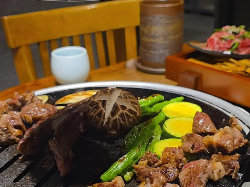 숯불 위 흑염소 구이