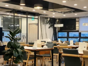 정갈한 밥상에 고향의 맛이 살아있는, 서울 맛집 “사이야”에서 보리굴비 한 상!