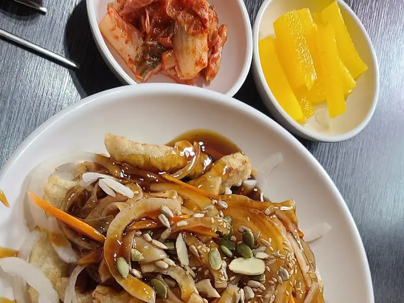 탕수육과 함께 나온 반찬