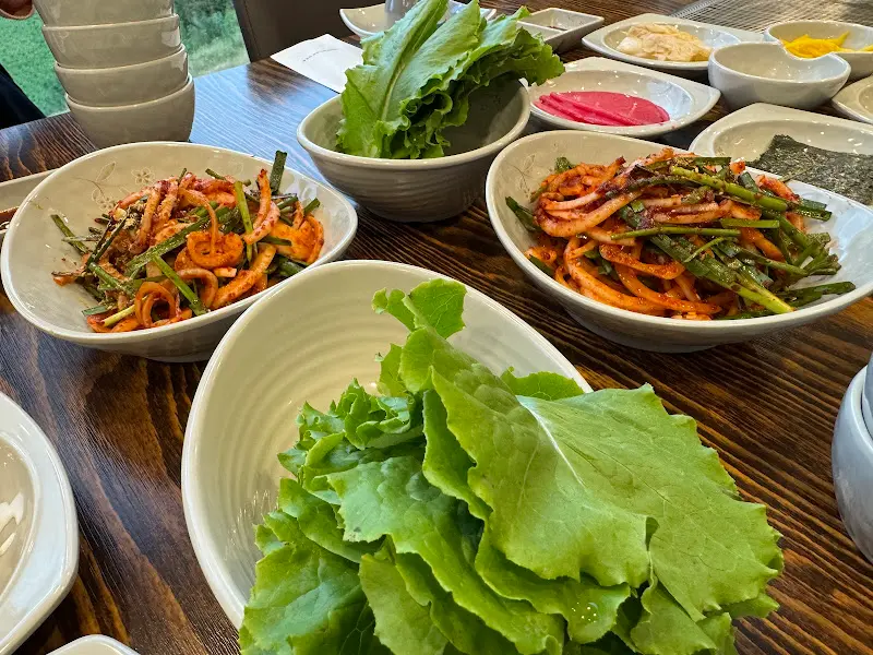 다양한 곁들임 찬