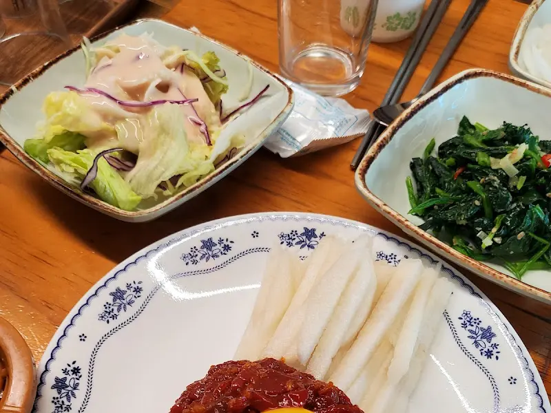 무진장 축산정육식당의 육회