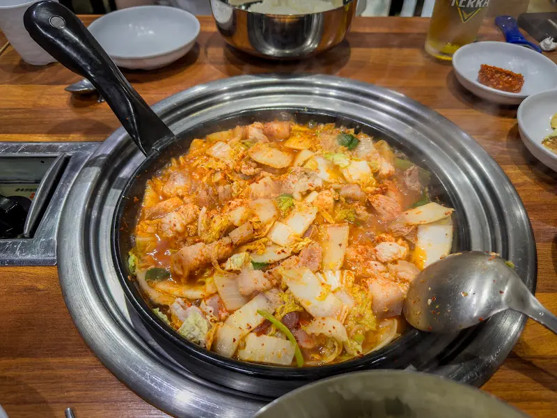 서초집 돼지찌개 완성