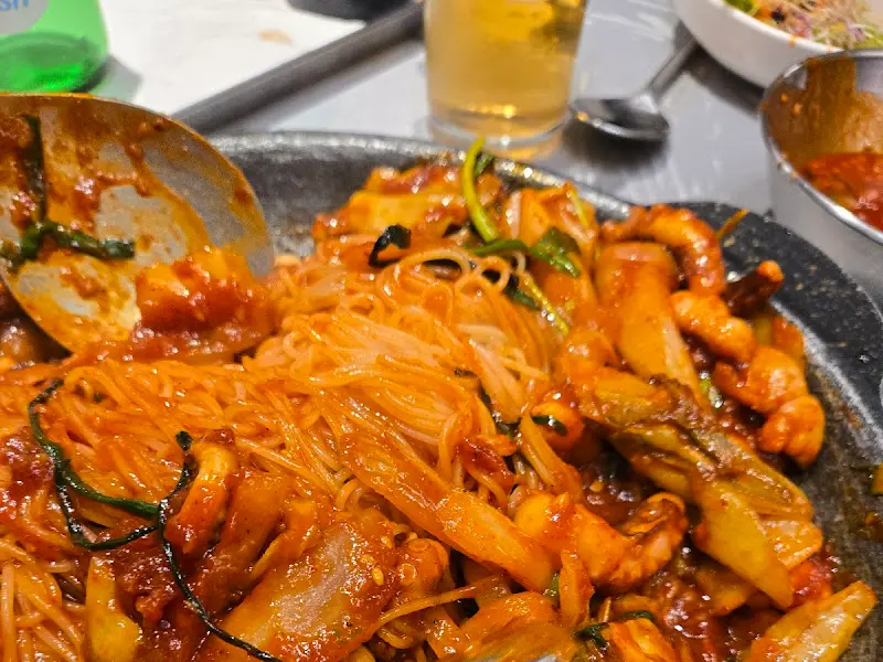 매콤달콤한 낙지볶음