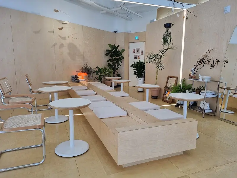 밝고 아늑한 내부