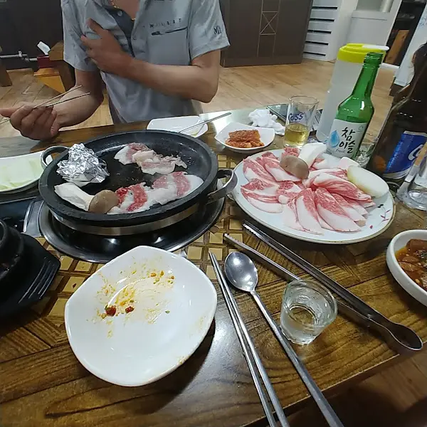 구워지고 있는 한우