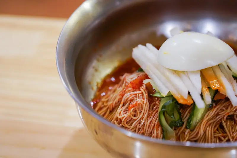 물비빔냉면