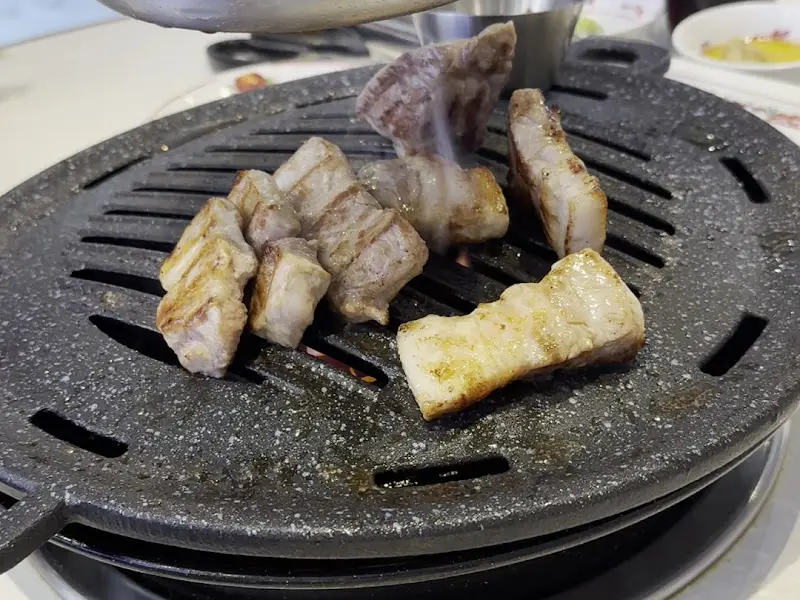 구워지는 항정사이살