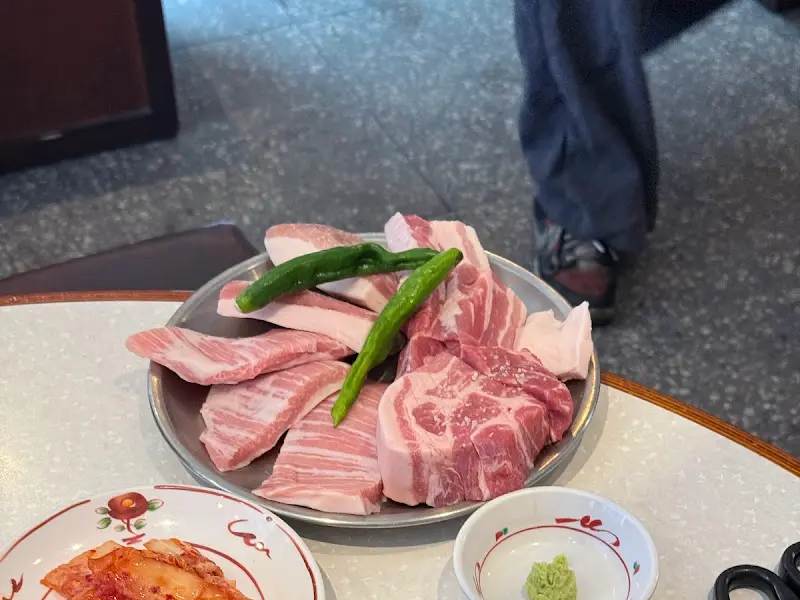 항정살 한 상 차림