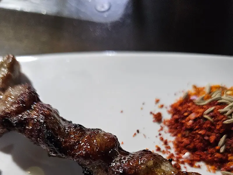 쯔란과 함께 먹는 양꼬치