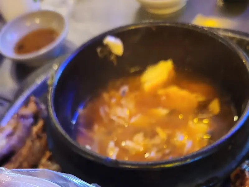 보글보글 끓고 있는 순두부찌개