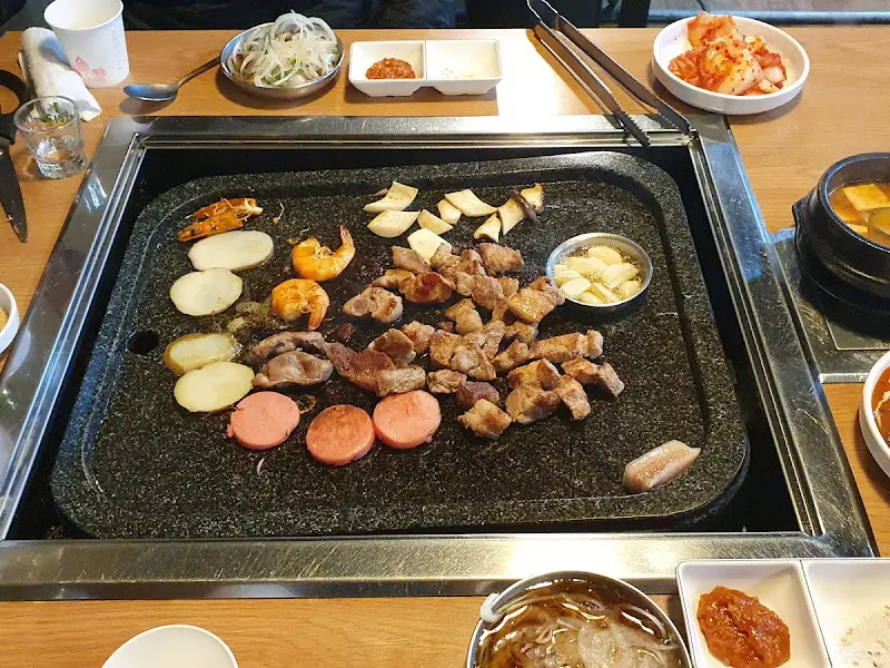 차돌박이와 곁들임