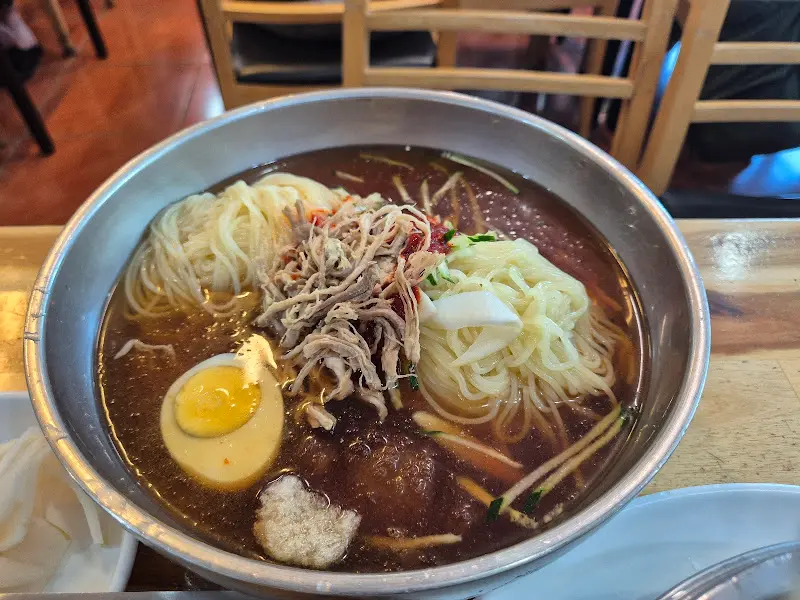 물밀면의 클로즈업 샷