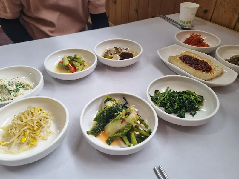 다채로운 밑반찬