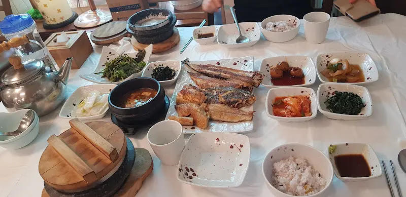 푸짐한 한 상 차림