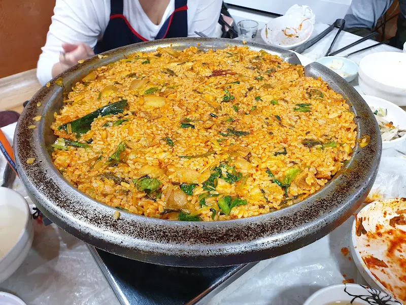 볶음밥 전체샷
