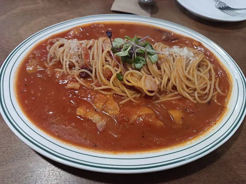 토마토 소스가 인상적인 파스타