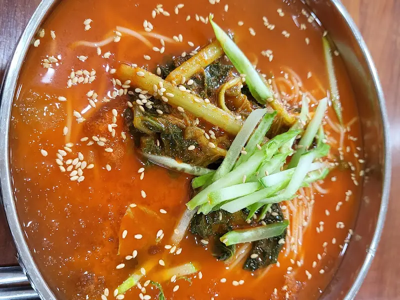 여주술반 비빔국수