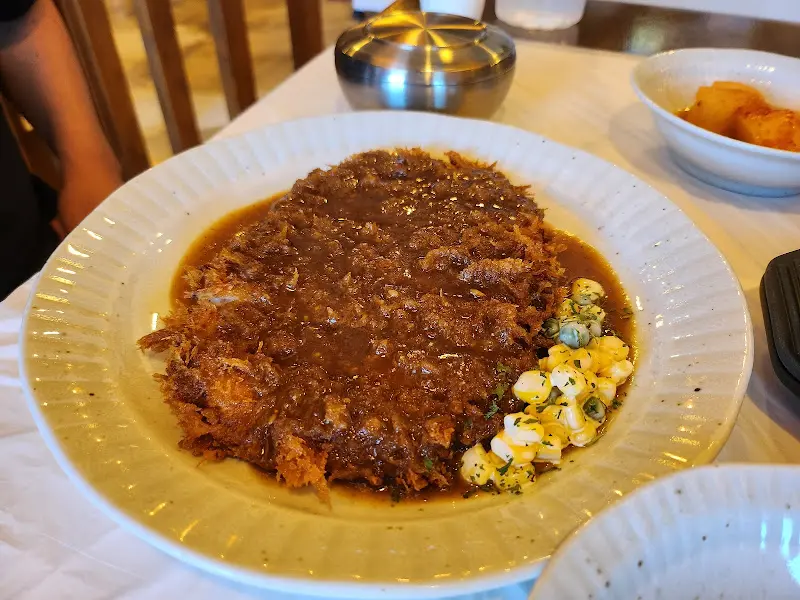 돈까스 근접 샷